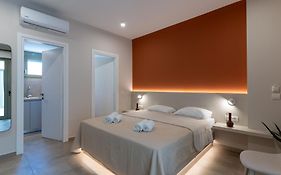 Lodge Modern Apartments - In Kalamaki Center, By Zantewize